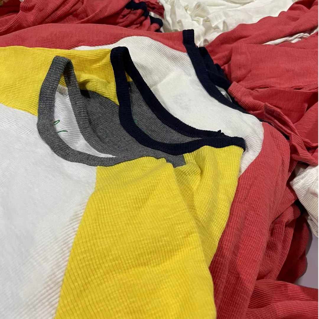 拼色长袖T恤休闲轻薄柔软透气上衣