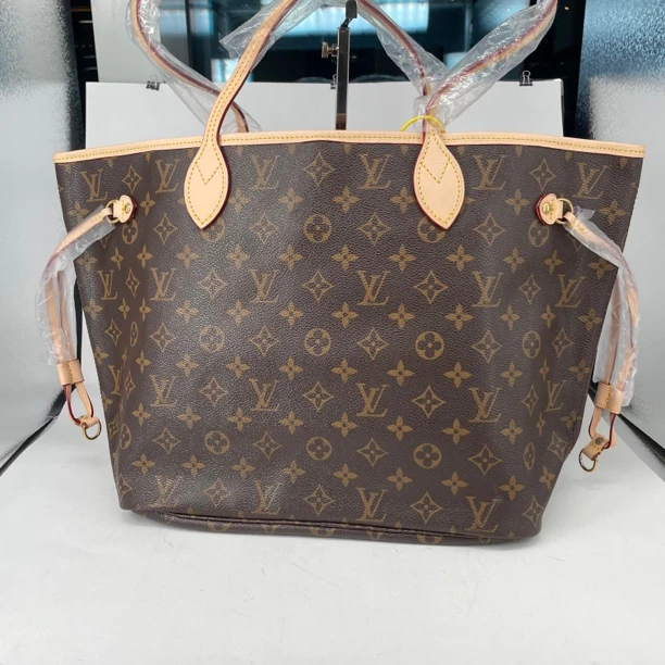 95新 LouisVuitton/路易威登 单肩包 NF中号 28814