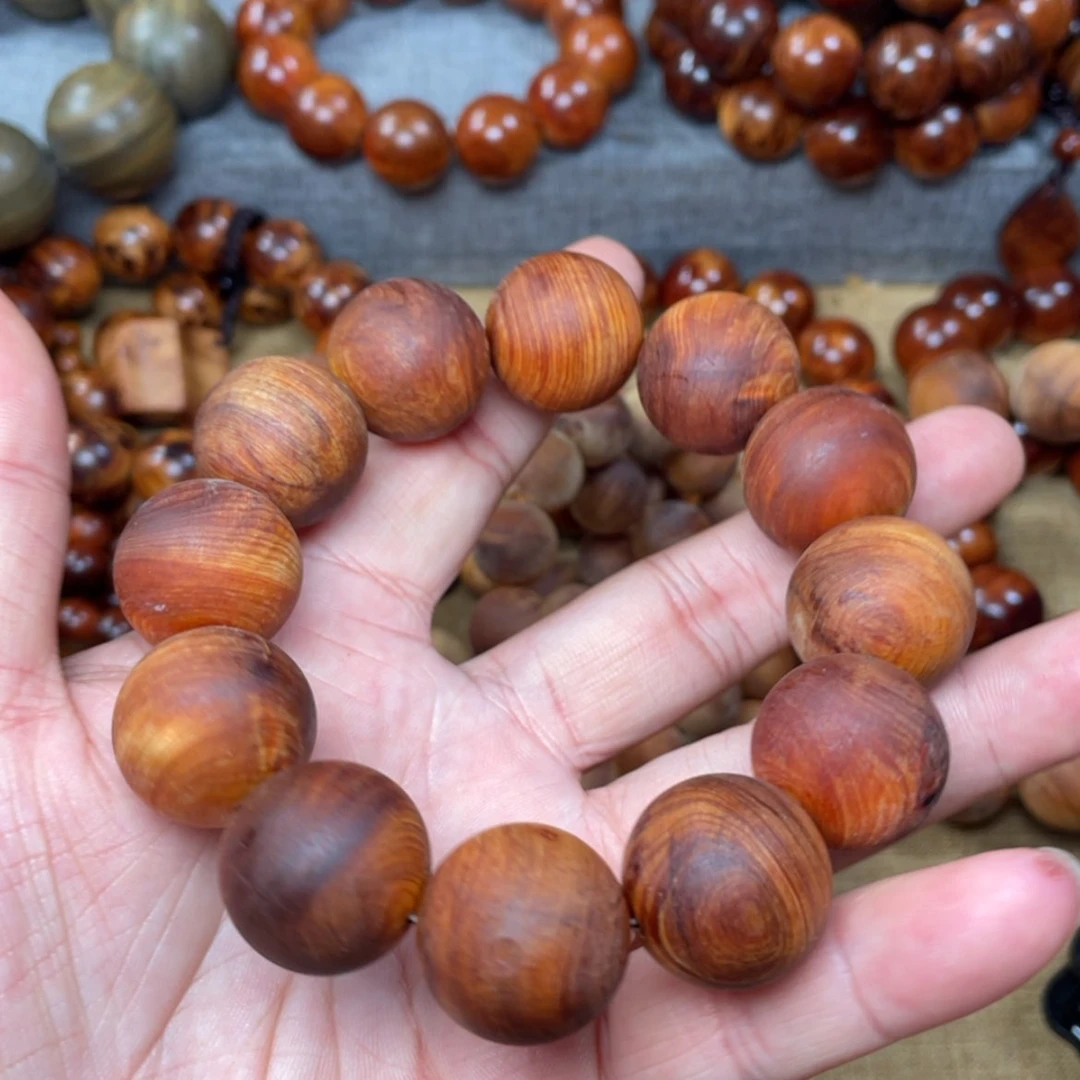 【闪购商品】库克吊坠2.0太行崖柏黑油骨料瑕疵珠