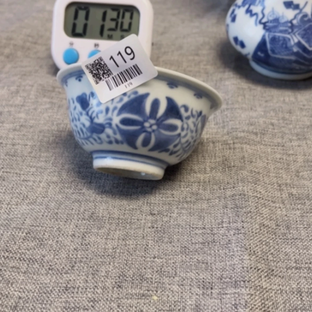 【闪购商品】瓷摆件马**燕119