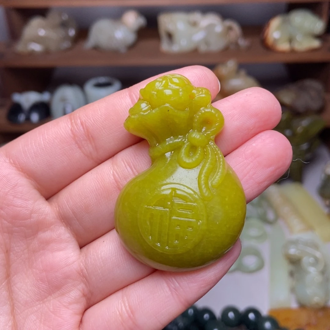 白玉菩提吊坠一一