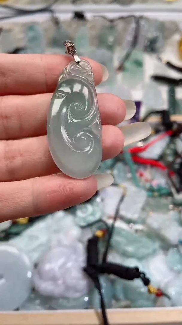 【闪购商品】翡翠颈饰银S925镶嵌吊坠多样性发其一