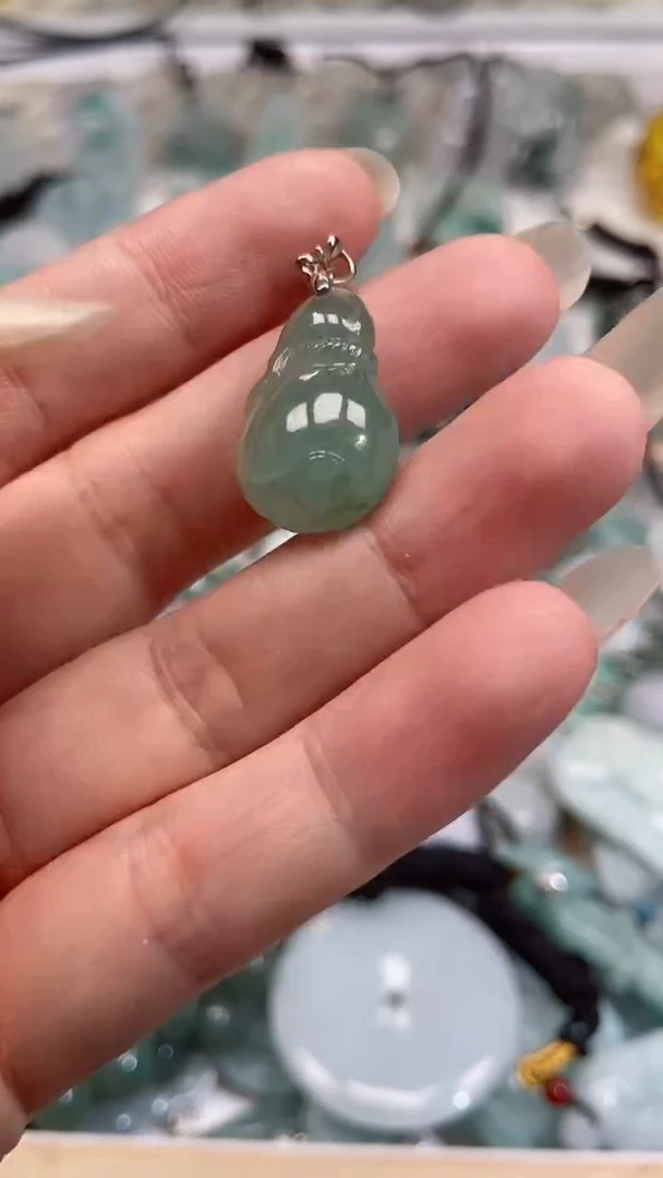 【闪购商品】翡翠颈饰未镶嵌吊坠多样性发其一