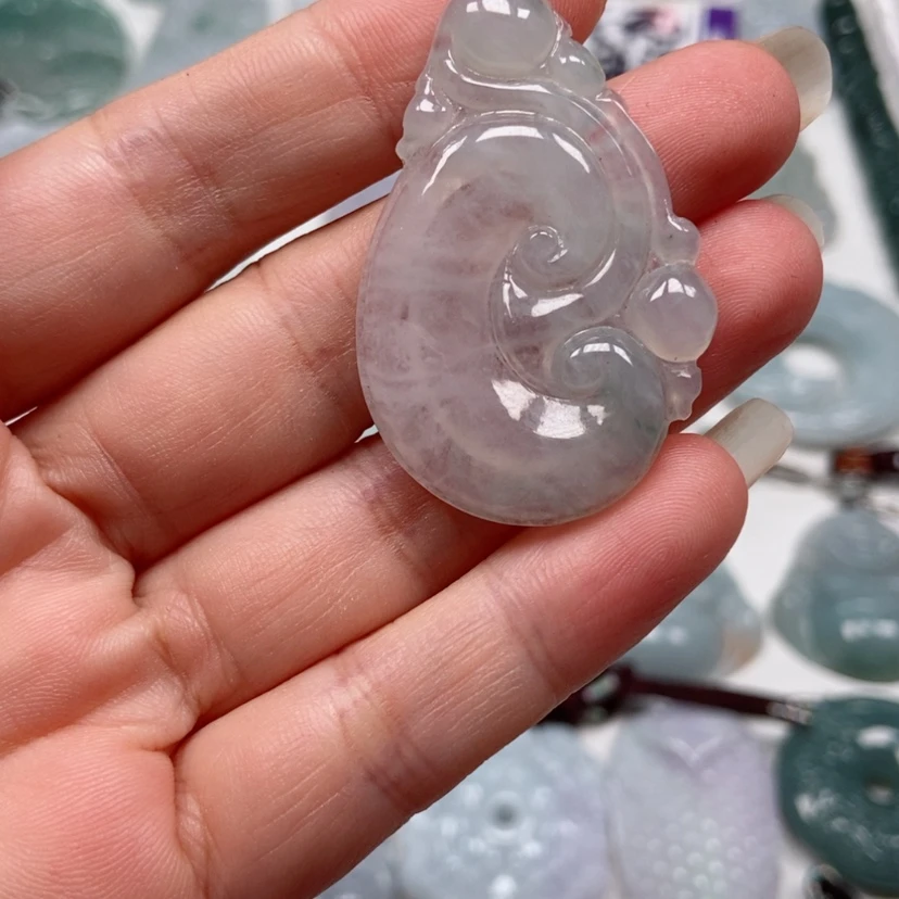 【闪购商品】翡翠颈饰未镶嵌