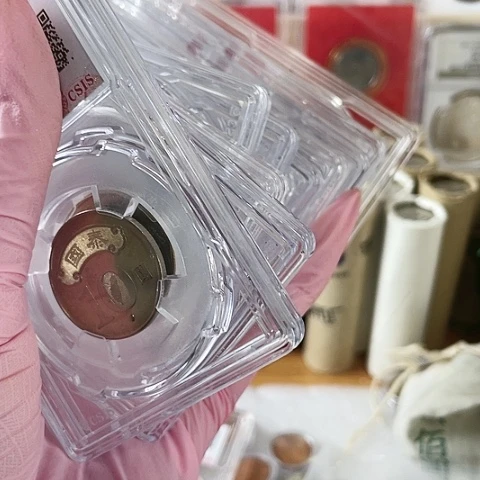 铜湾湾评级10枚。。。。。