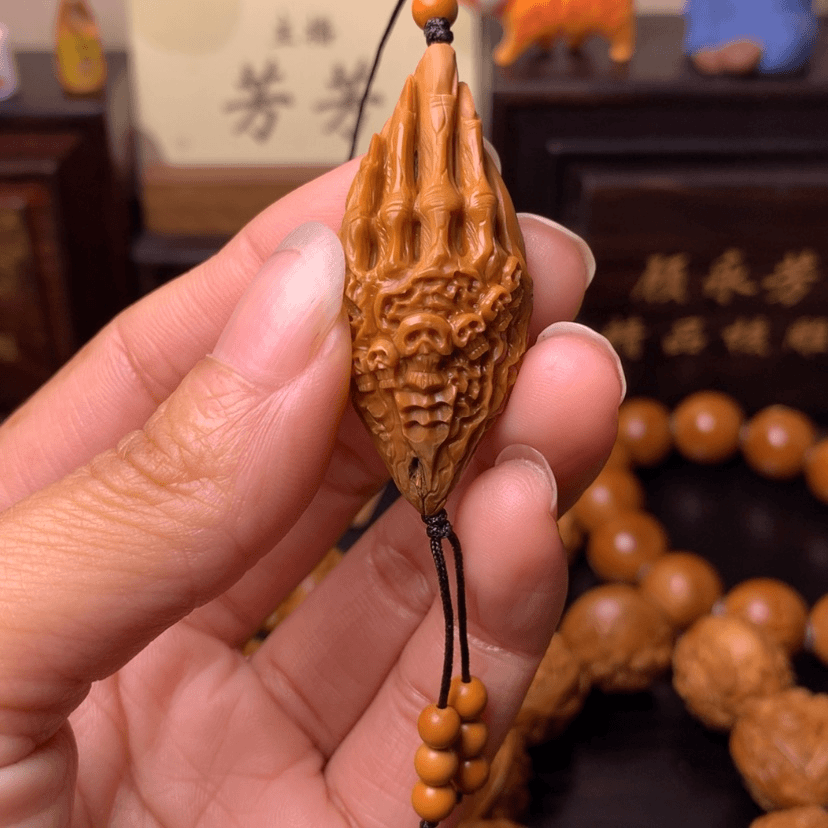 【闪购商品】橄榄核核雕奉**哥