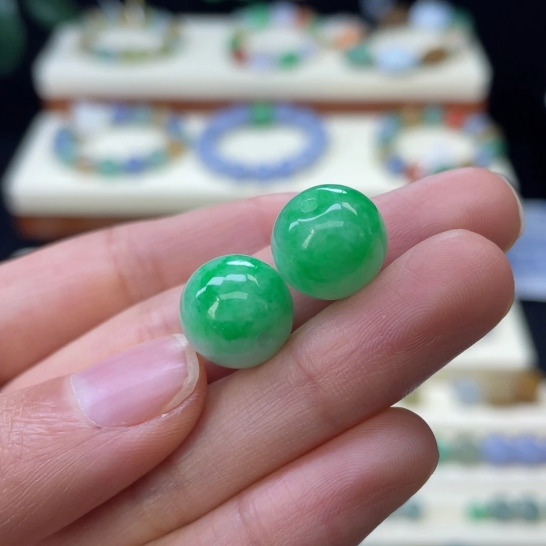 翡翠颈饰未镶嵌一个