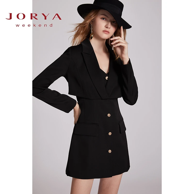 卓雅周末春季新款时尚气质通勤单排扣吊带西装连衣裙短款EJWBAJ22