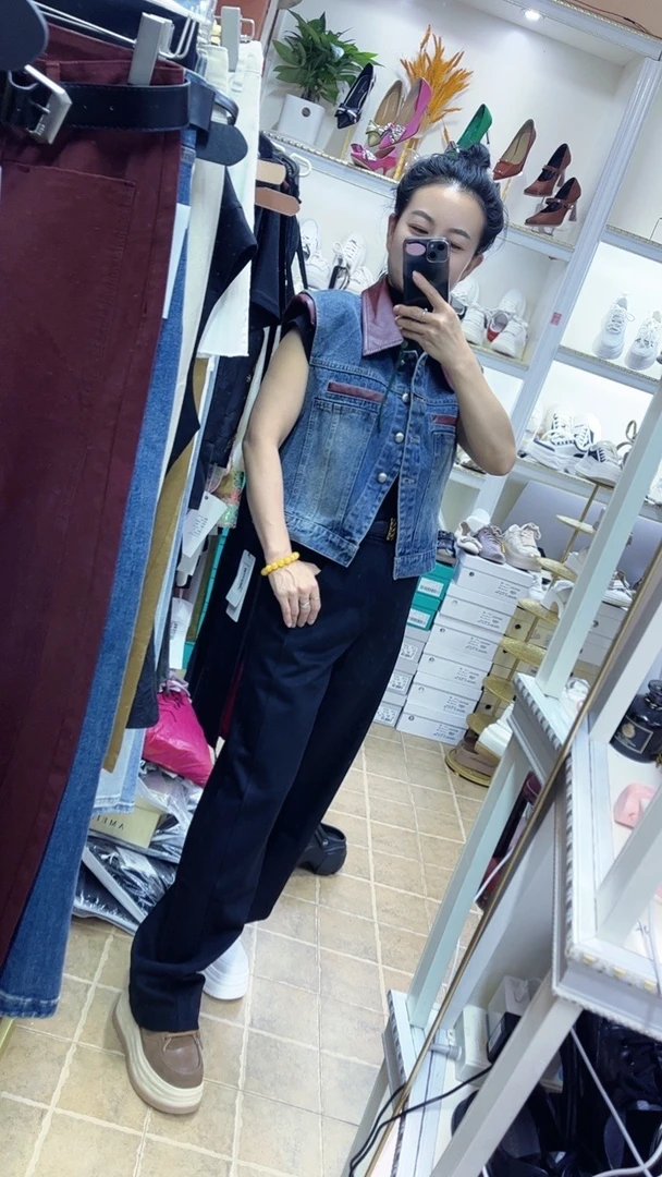 2024秋款牛仔马甲