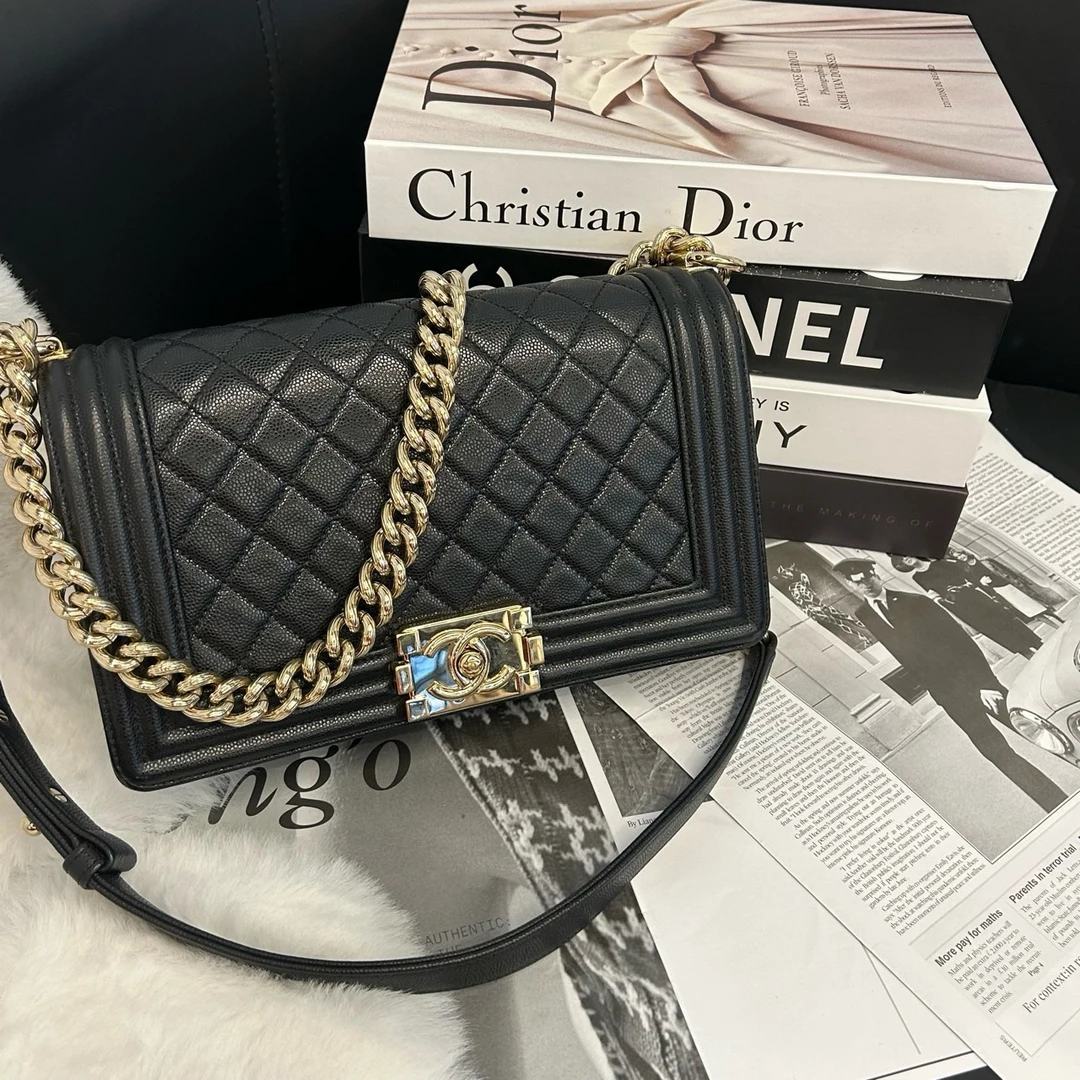 95新 Chanel/香奈儿 黑金leboy中号单肩斜挎包