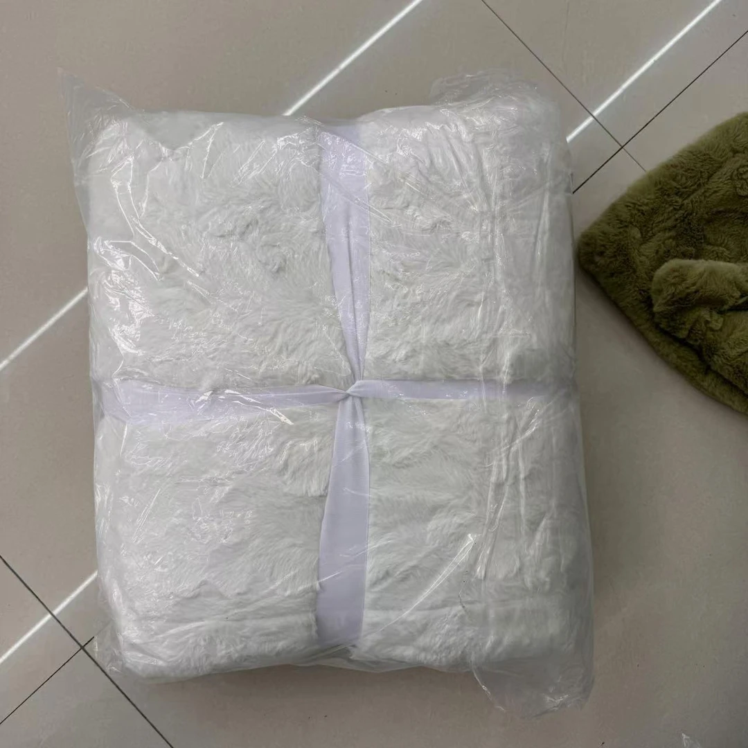 【白色仿兔毛】【刷花仿兔毛毯1.8X2】【孤品外贸针织毯】【有运费险】