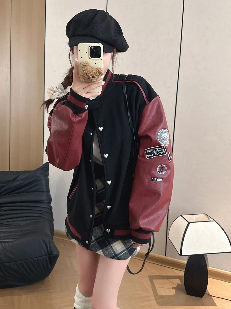 程程甄选-「 久穿不厌」  甜酷风爱心钉扣奥粒绒重工休闲棒球服2081