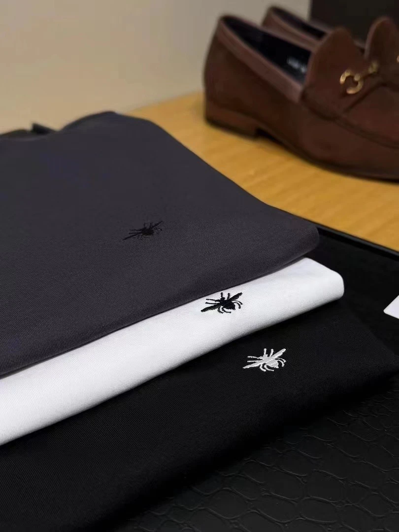 401刺绣小蜜蜂半袖零触感双纱苏匹马棉净版美学纯色T恤圆领百搭