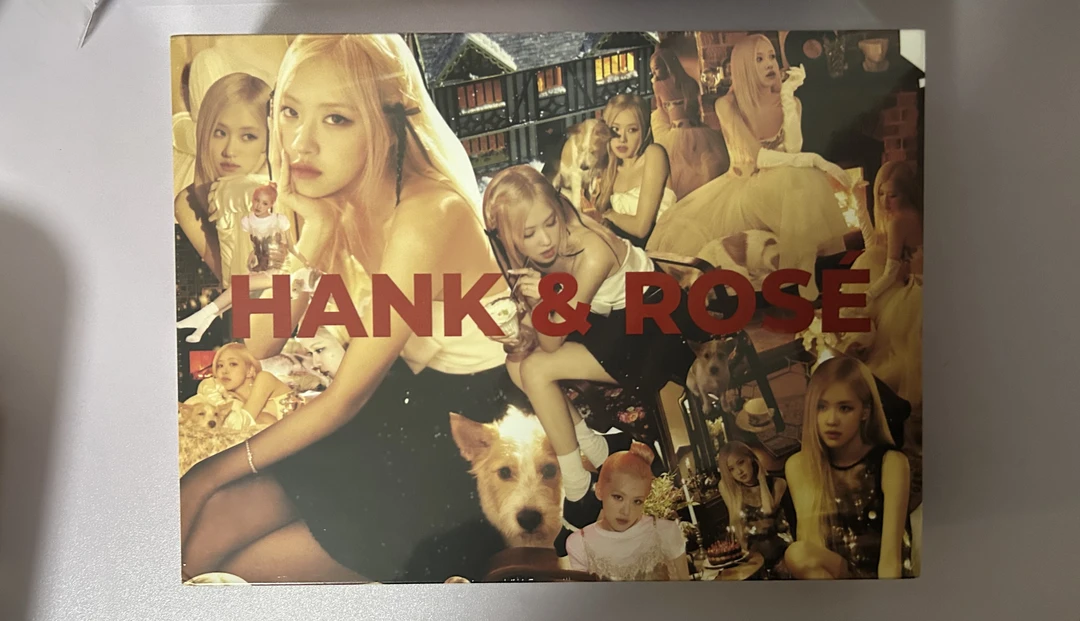 朴彩英肉rose rosé 2024现货未拆个人台历yg特典fanplee特典