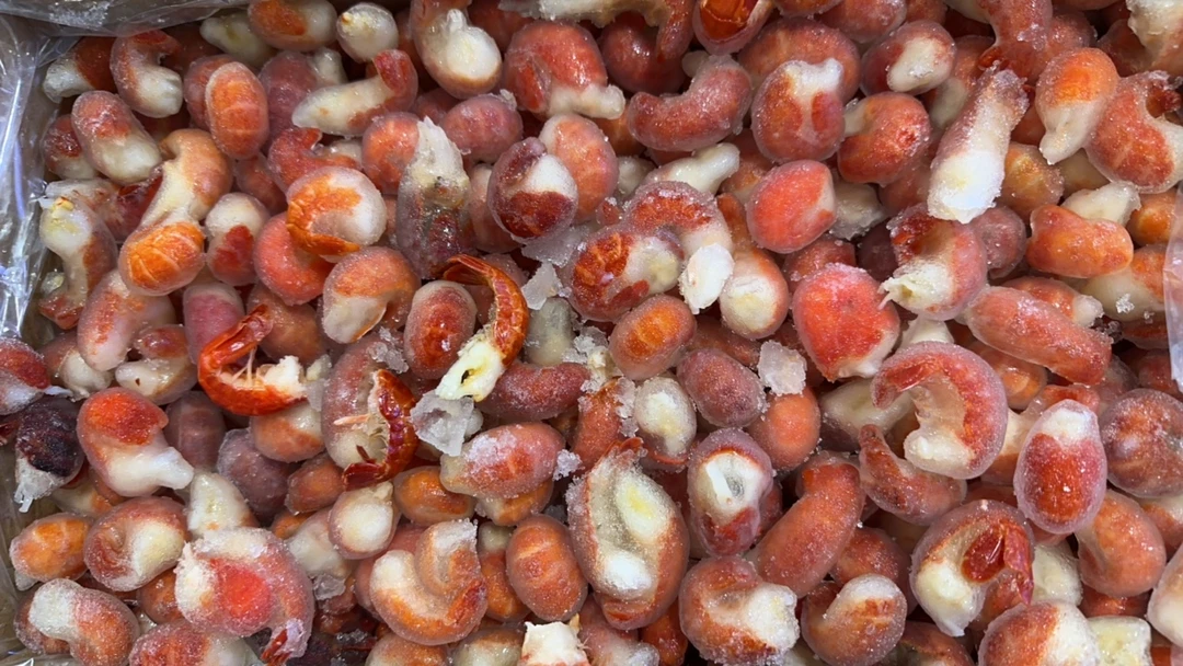 龙虾尾一整箱净重九斤