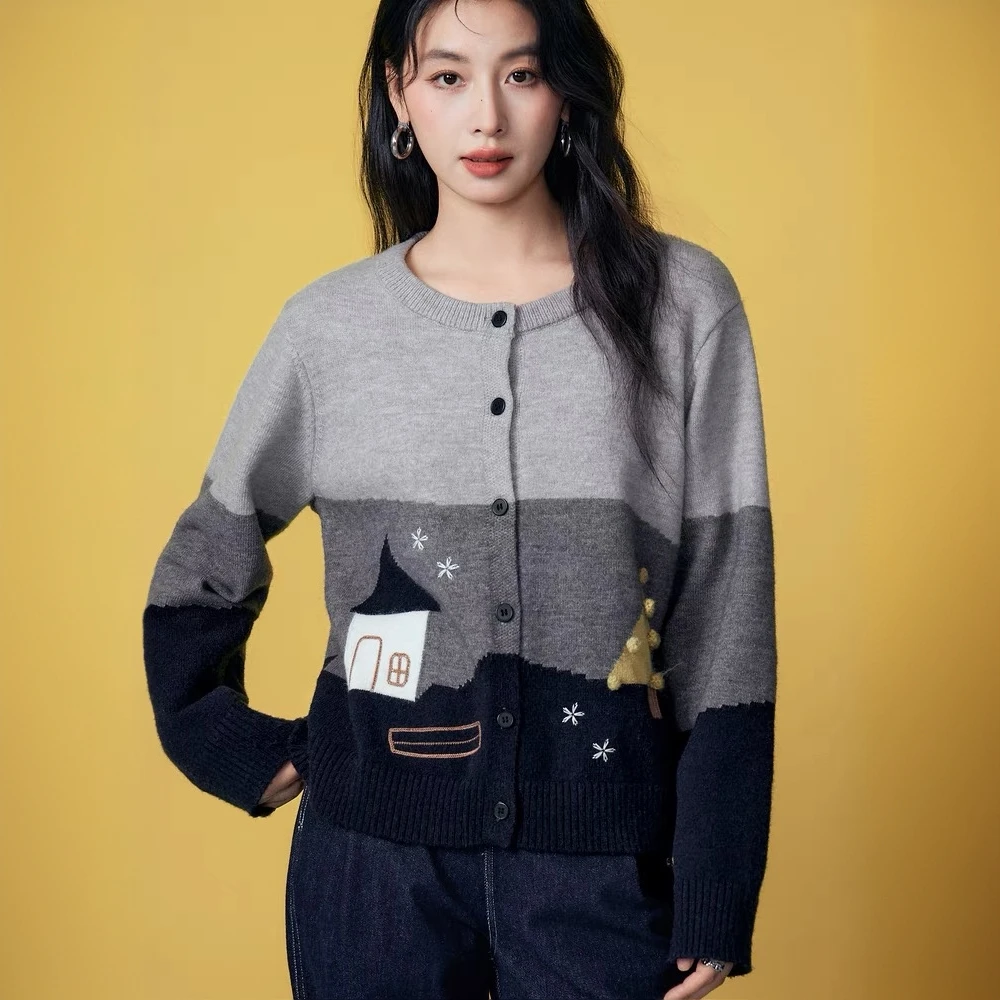 2025秋冬新款刺绣设计感显瘦气质韩版百搭休闲风上衣宽松毛衣女装