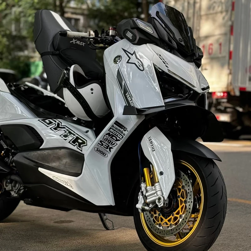 适用于雅马哈XMAX300贴纸摩托车车头拉花赞助商反光版画防水装饰