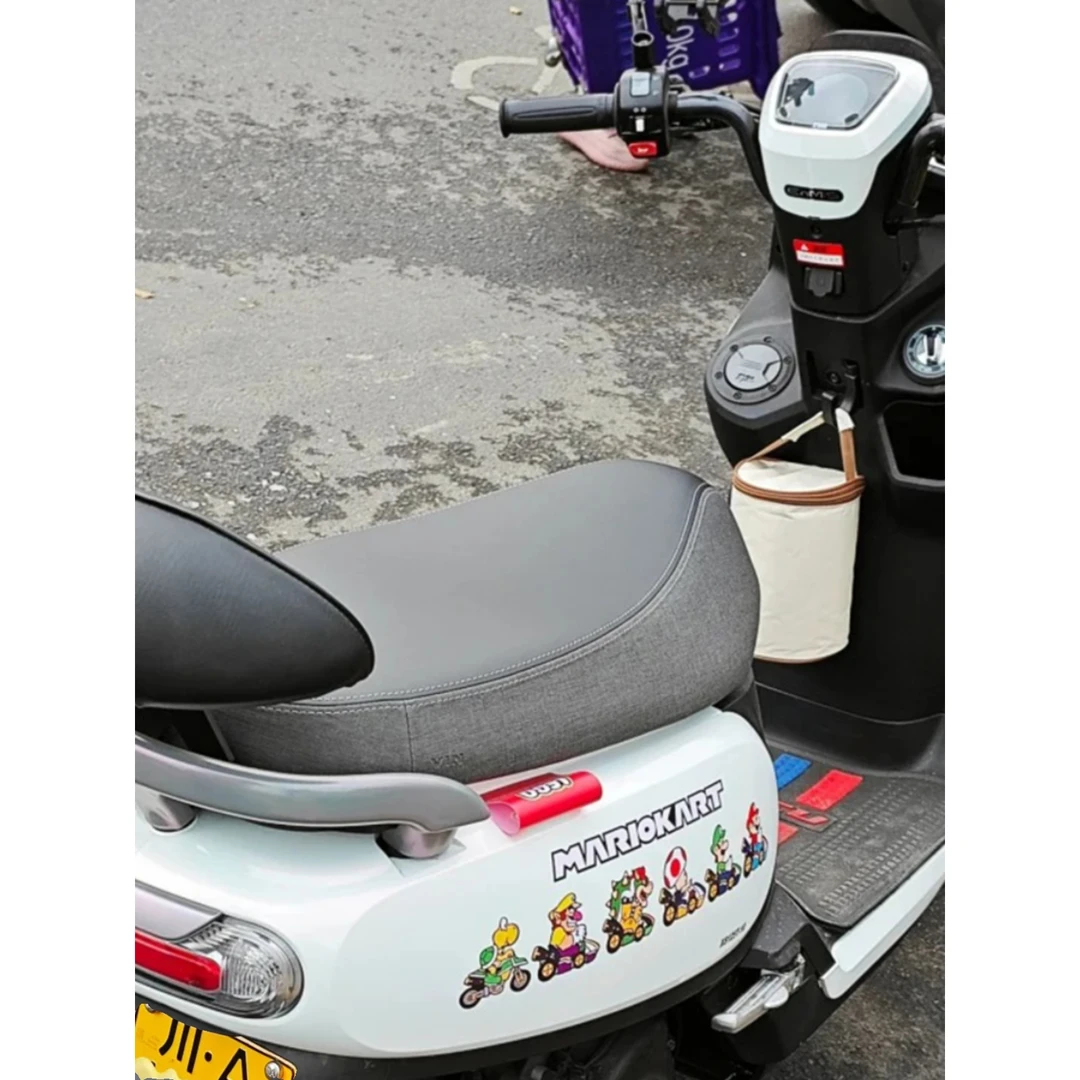 适用于三阳蜂鸟马里奥立体踏板车身贴装饰反光防水卡通复古贴花