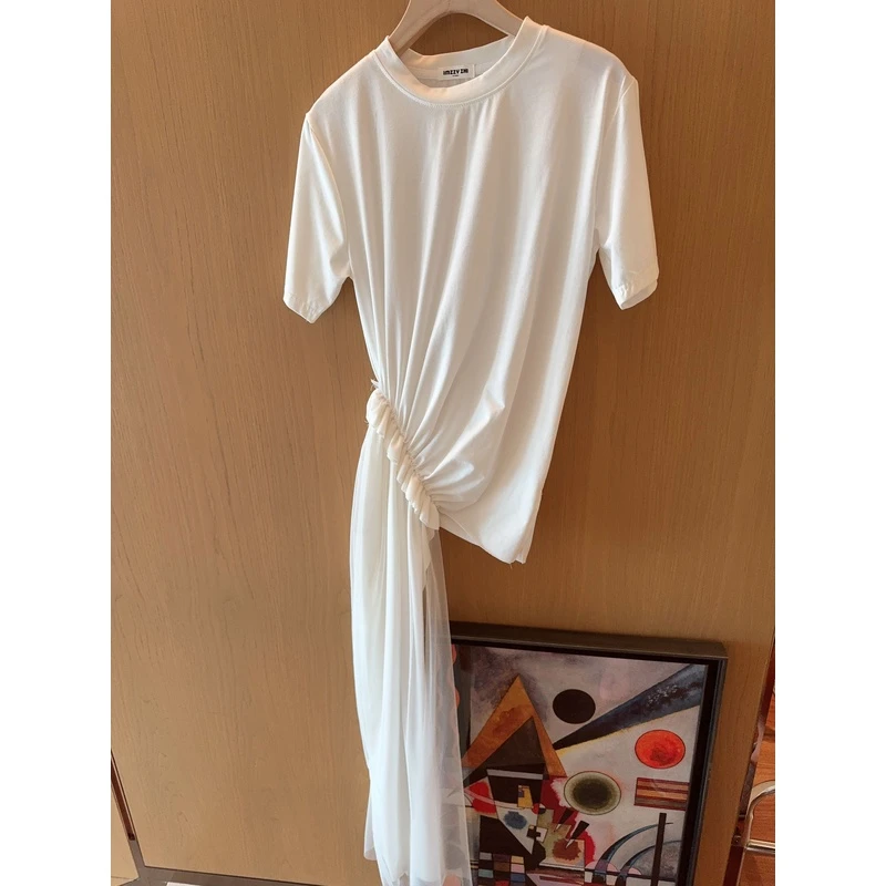 【张静芝】设计感一侧网纱拼接白色T恤