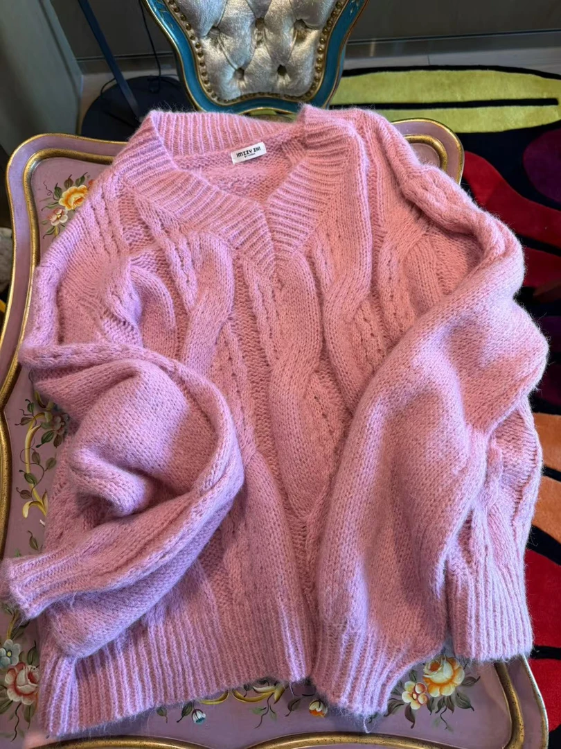 【张静芝】V领套头麻花针织粉紫毛衣