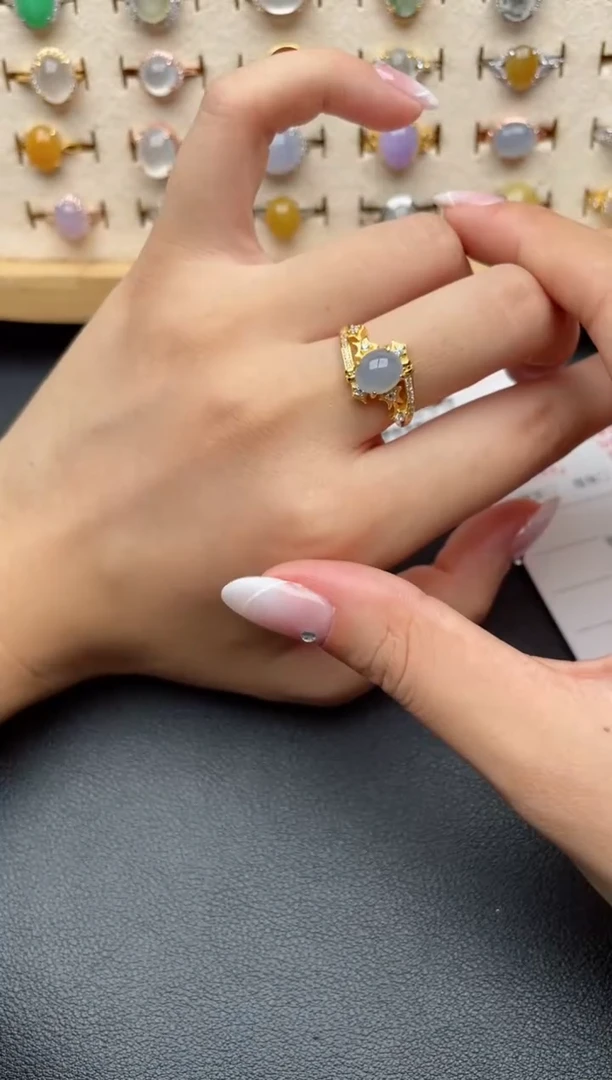 【闪购商品】翡翠戒指银S925镶嵌一物一证一礼盒