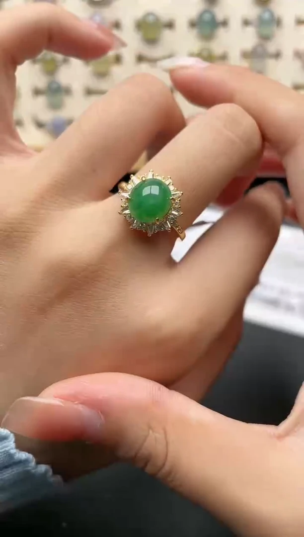 【闪购商品】翡翠戒指银S925镶嵌一物一证一礼盒