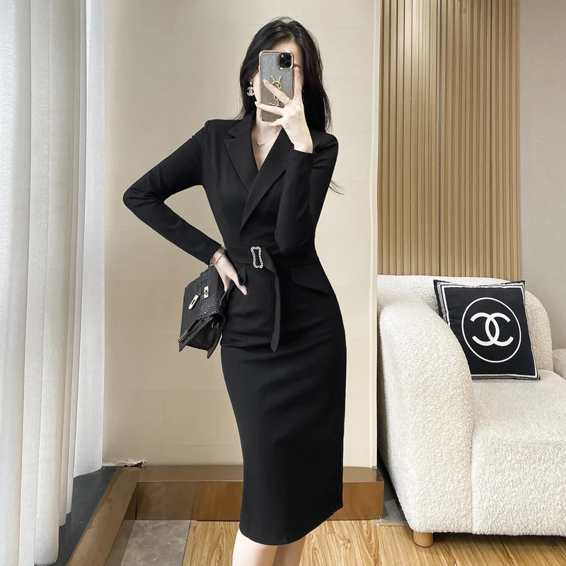 轻奢小众高级感女装西装裙修身包臀连衣裙秋冬季长袖黑色职业裙子