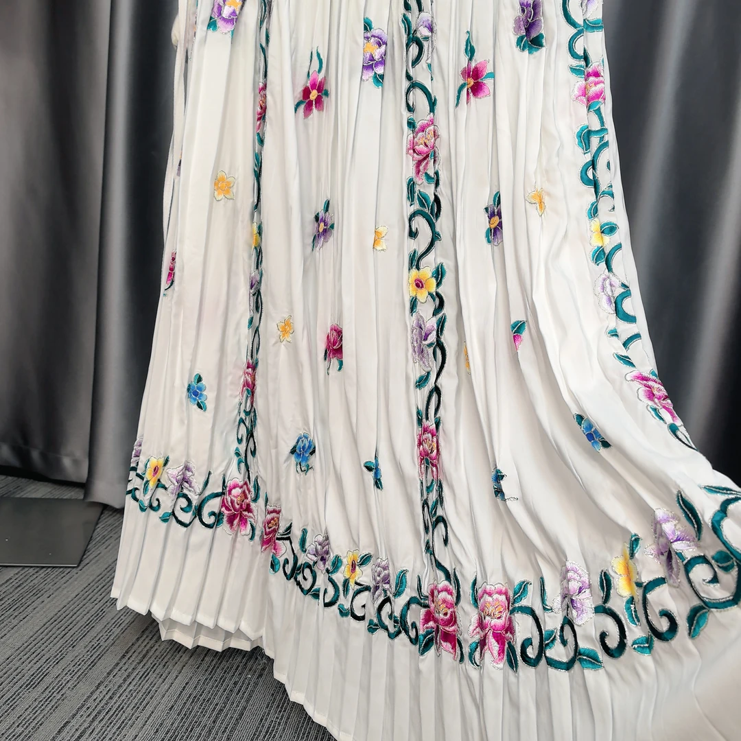 【春满园百褶裙】戏曲越剧花旦小旦仿真丝百褶裙百搭立体绣花