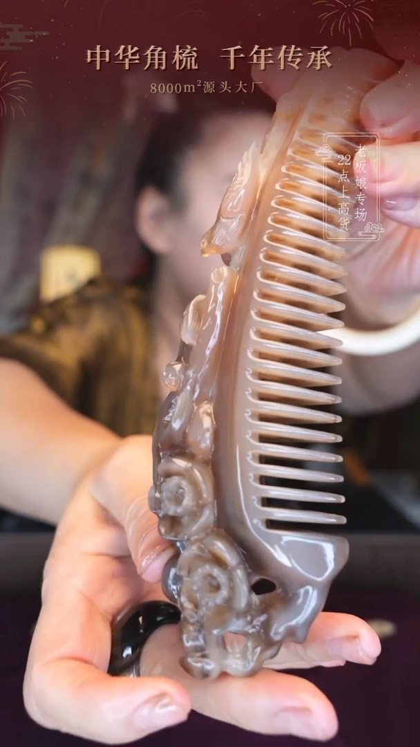 【闪购商品】VVD1030075白水随机发货