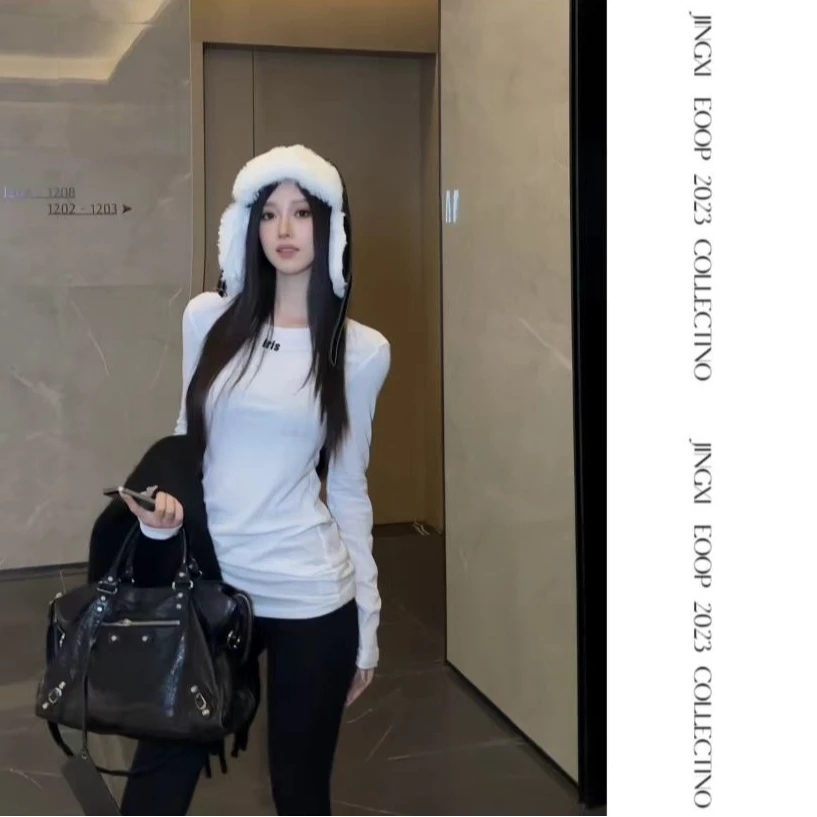 棉字母长袖T恤女秋冬内搭休闲简约印花白色圆领上衣 X3033