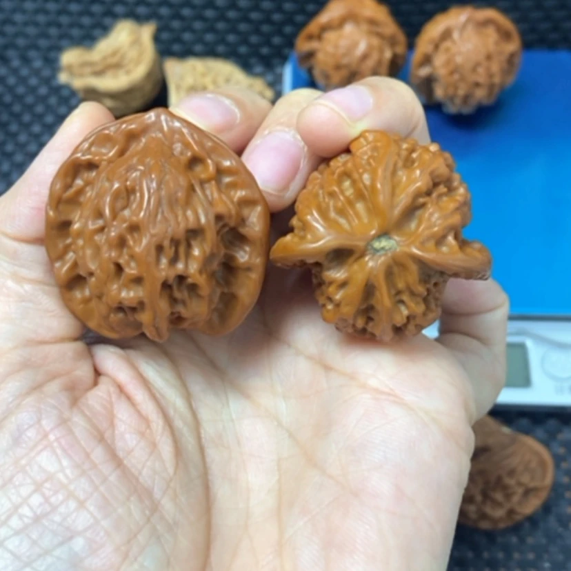 【闪购商品】桃核吊坠