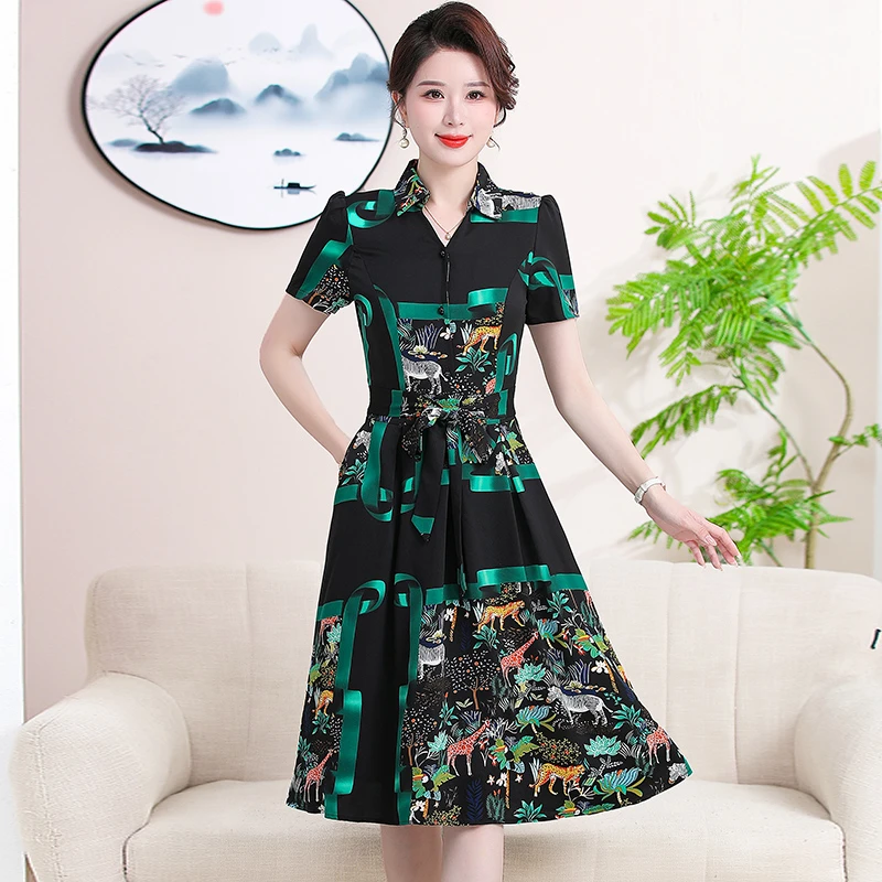 时尚气质连衣裙短袖2024中年女夏季洋气妈妈收腰减龄显瘦印花裙子