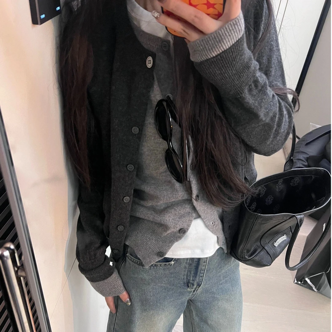 灰色假两件针织开衫毛衣女春秋季圆领设计感百搭显瘦洋气短款上衣