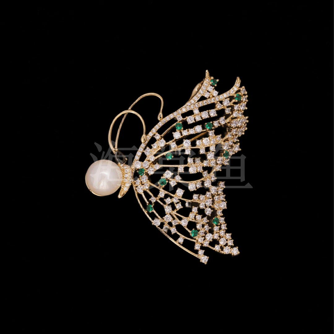 铜合金合成锆石胸针 HY1236花飞蝶舞胸针