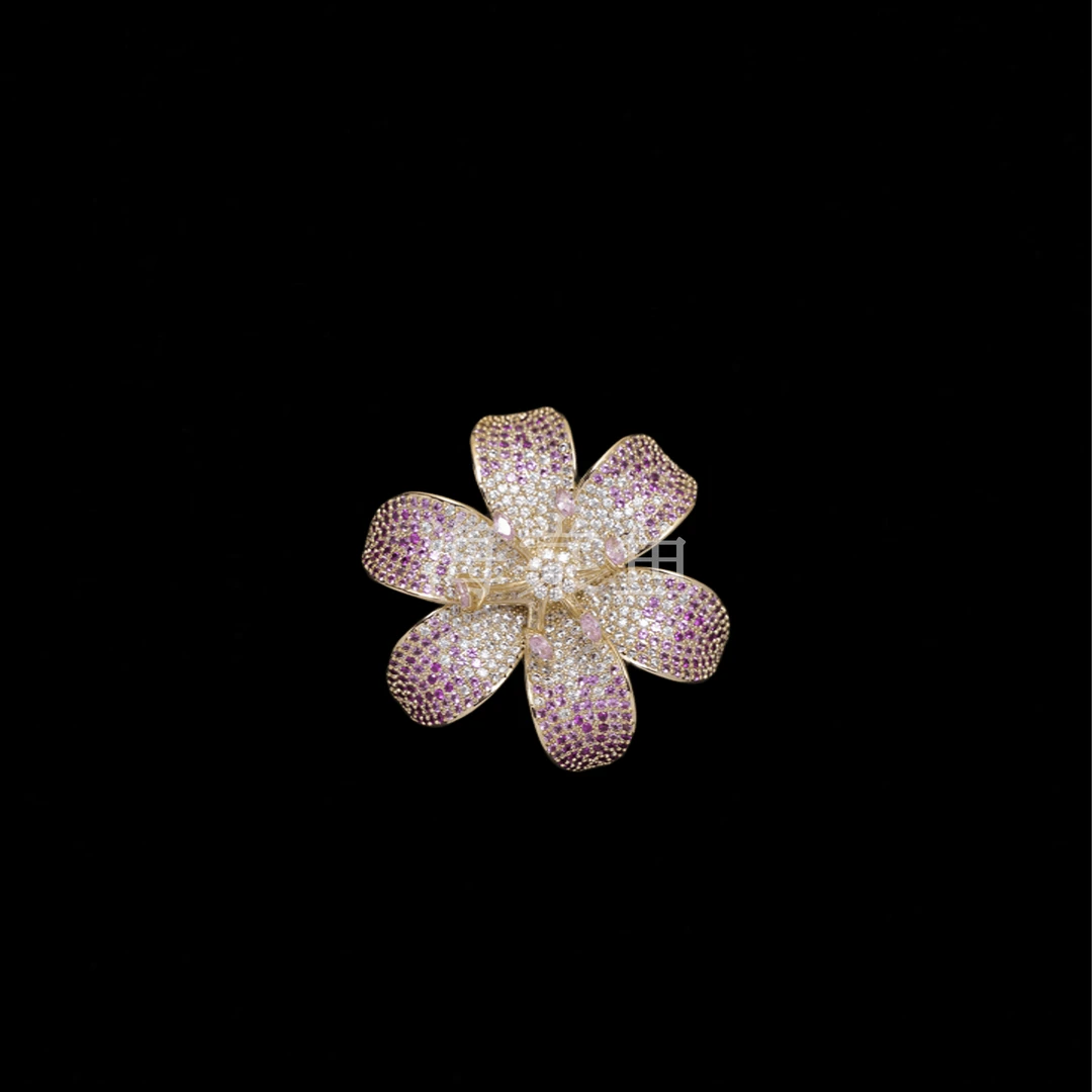 铜合金合成锆石胸针 GD154花开富贵牡丹胸针