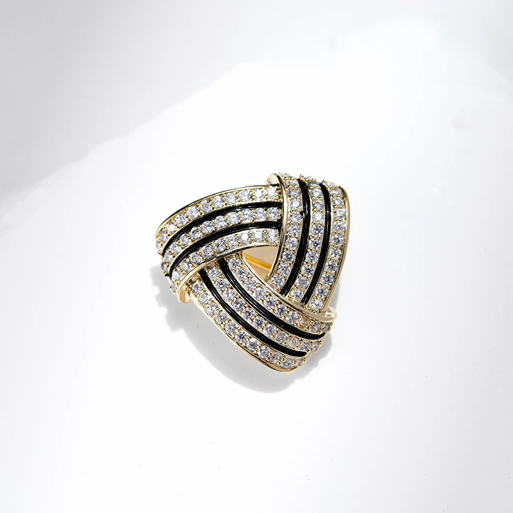 铜合金合成锆石胸针 MN199迷你小香风环抱胸针