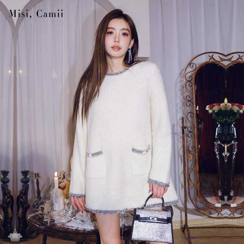Misi,Camii早秋新款优雅气质时尚设计感宽松型珍珠羊毛直筒连衣裙