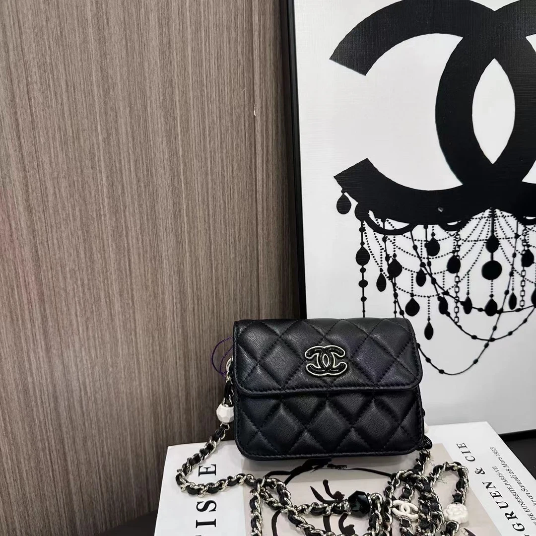 95新 Chanel/香奈儿 珐琅爱心链条mini woc单肩包