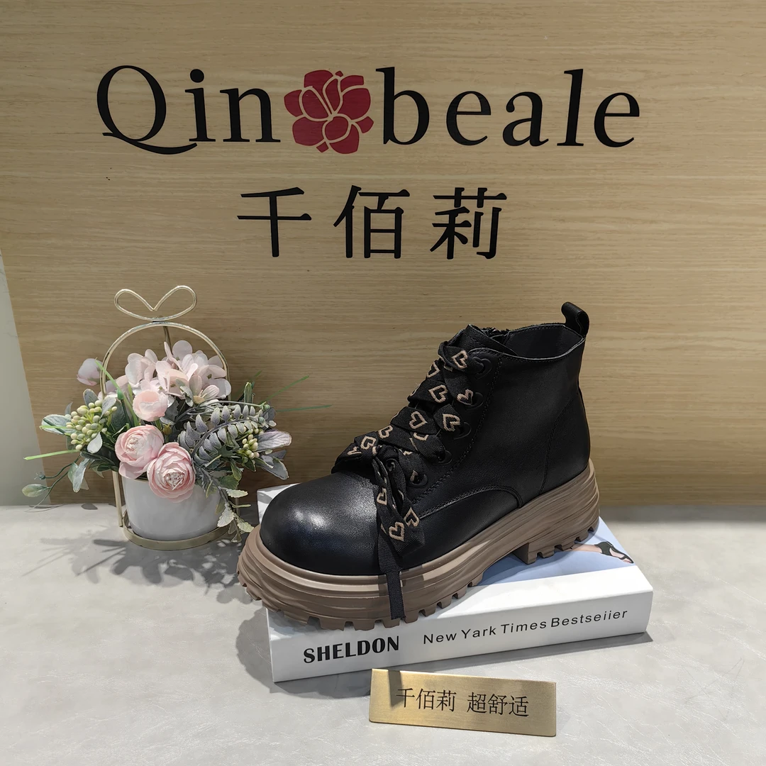 Qin&beale/千佰莉 洋气 全皮 马丁 单皮靴 H1049