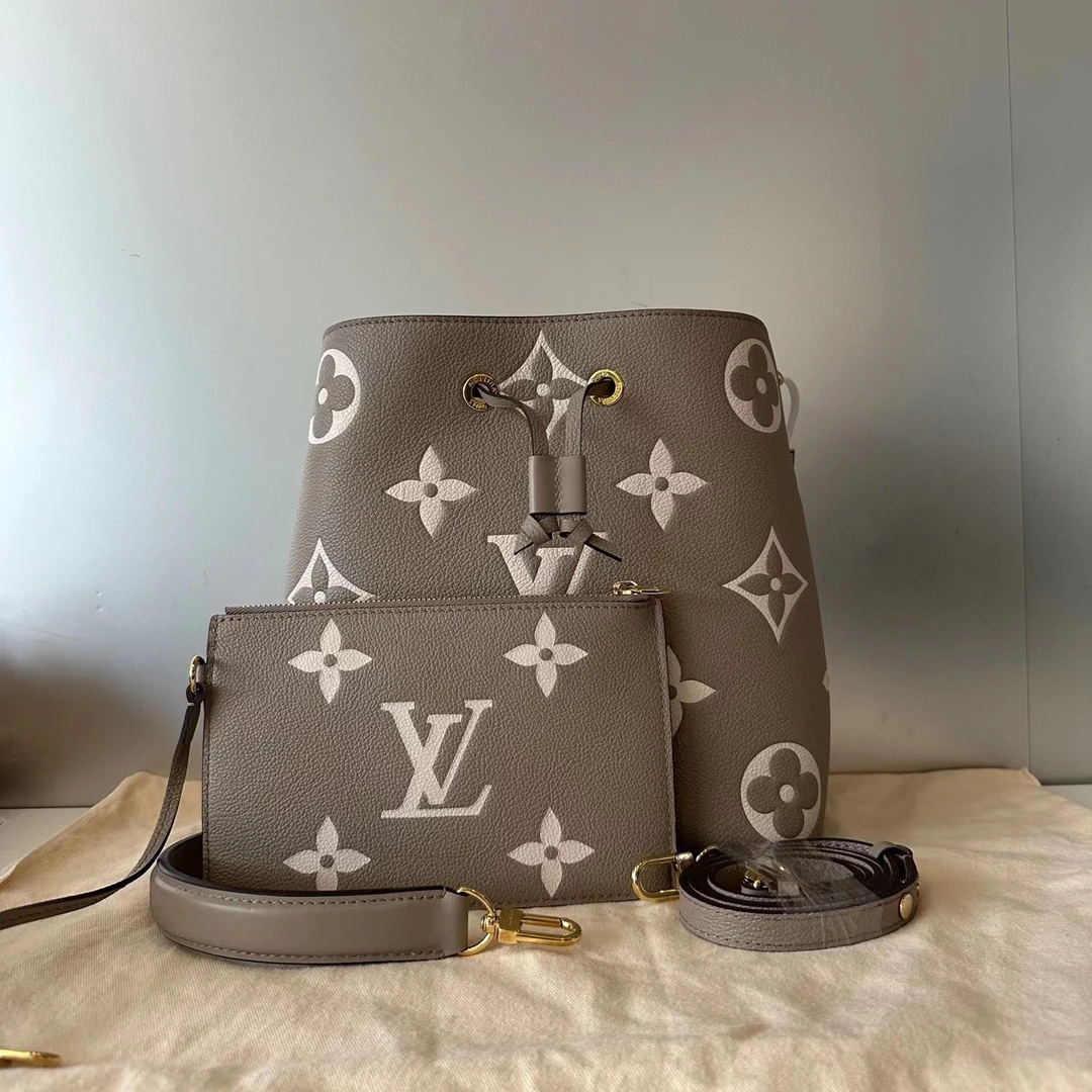 99新 LouisVuitton/路易威登 大象灰水桶 闲置新 陈辰奢选