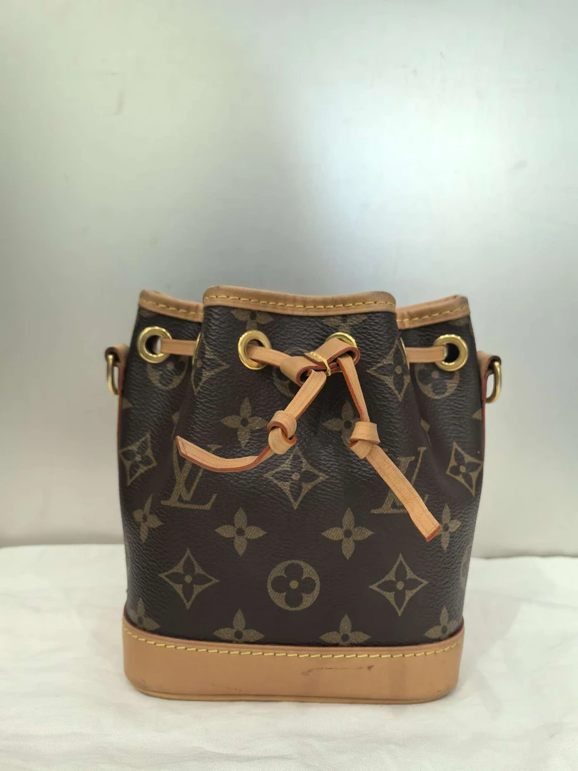 95新 LouisVuitton/路易威登  noe水桶 98新陈辰奢选