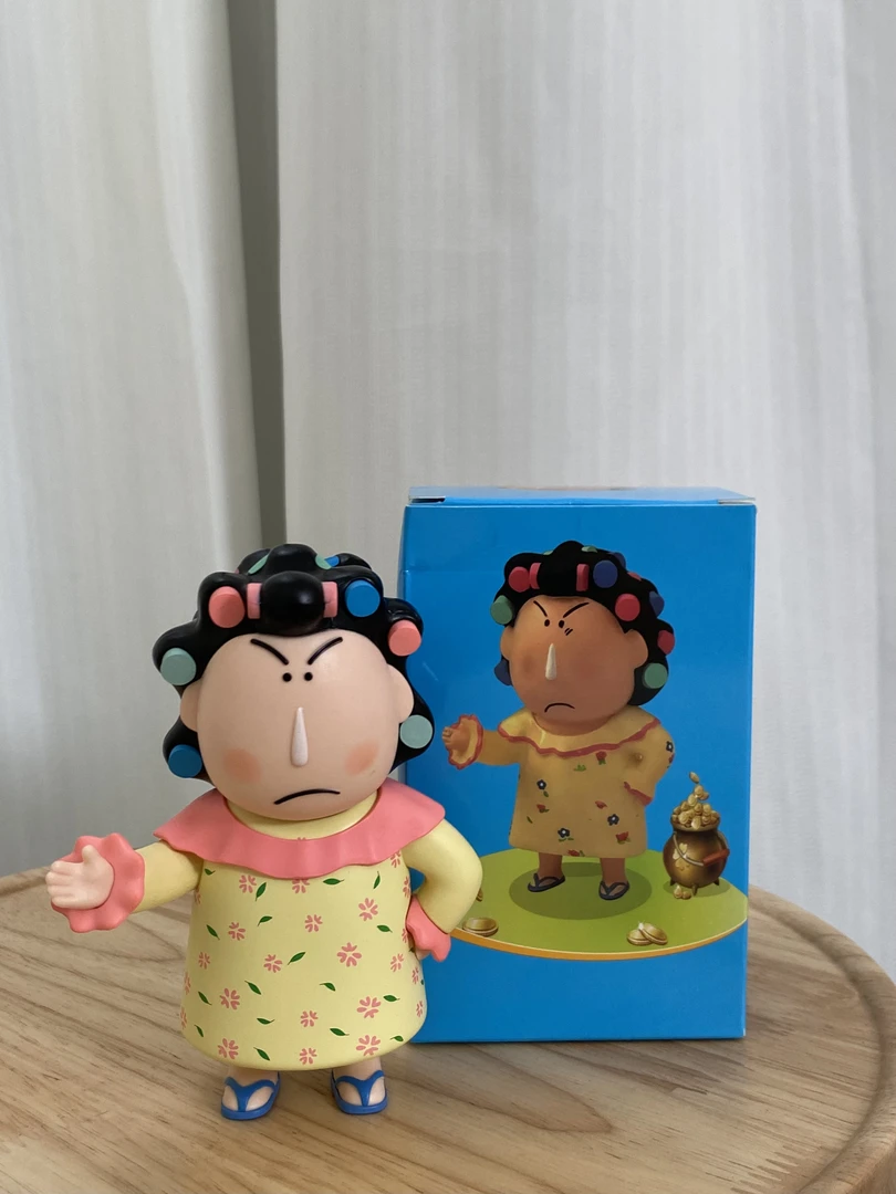 11cm生气包租婆阿呆小新好朋友潮玩手办家居装饰桌面车载摆件