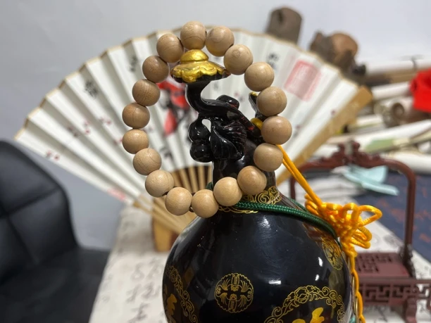 0.8-2.0老桃木手串随机发（需要流程另加费用）