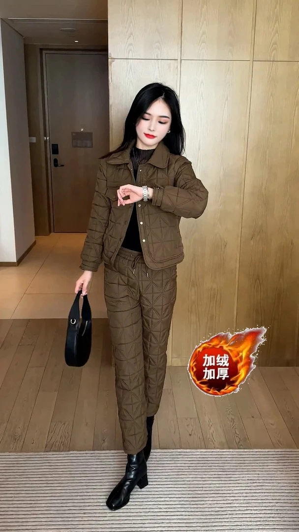 时尚套装女冬季新款洋气减龄显瘦加厚保暖夹棉外套直简棉裤两件套