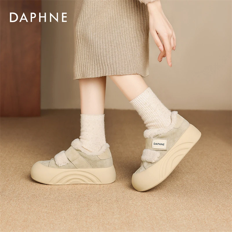 达芙妮2025女士百搭魔术贴防滑厚底加绒保暖圆头时尚运动休闲鞋