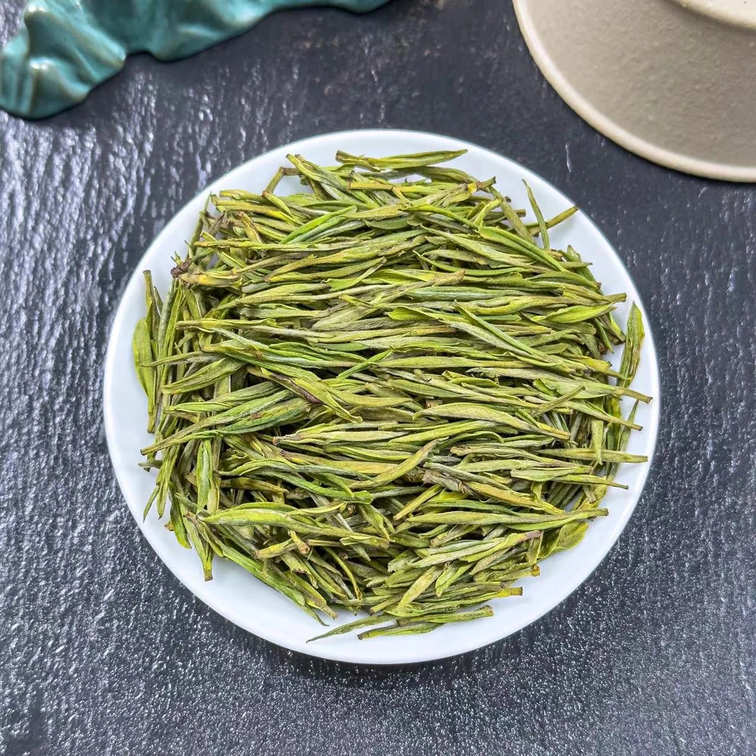 【厂长推荐】2024新茶绿茶头采高山鲜爽白茶V