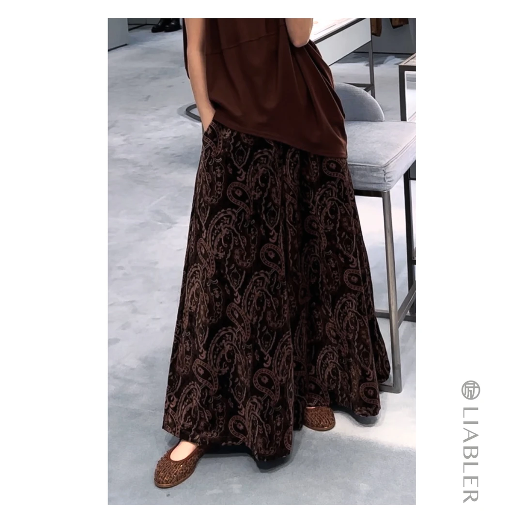 LIABLER/励 2025早秋复古腰果印花大摆阔腿裤 LAW245046T