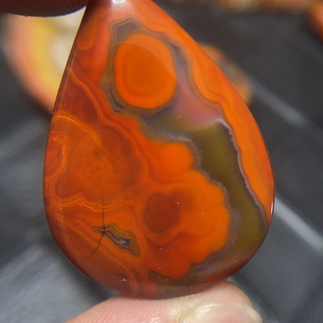 【闪购商品】玛瑙/玉髓颈饰未镶嵌健**涯