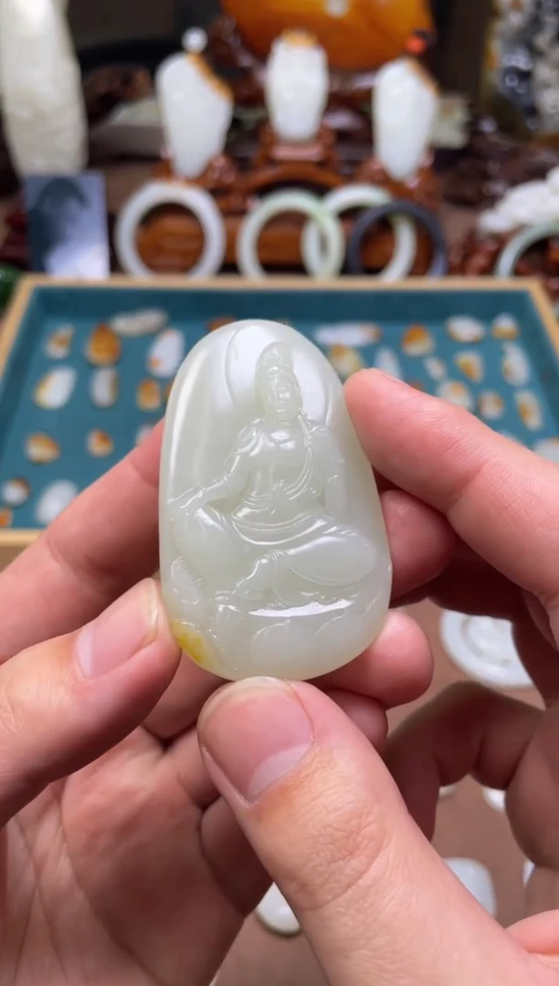 【闪购商品】和田玉颈饰未镶嵌1