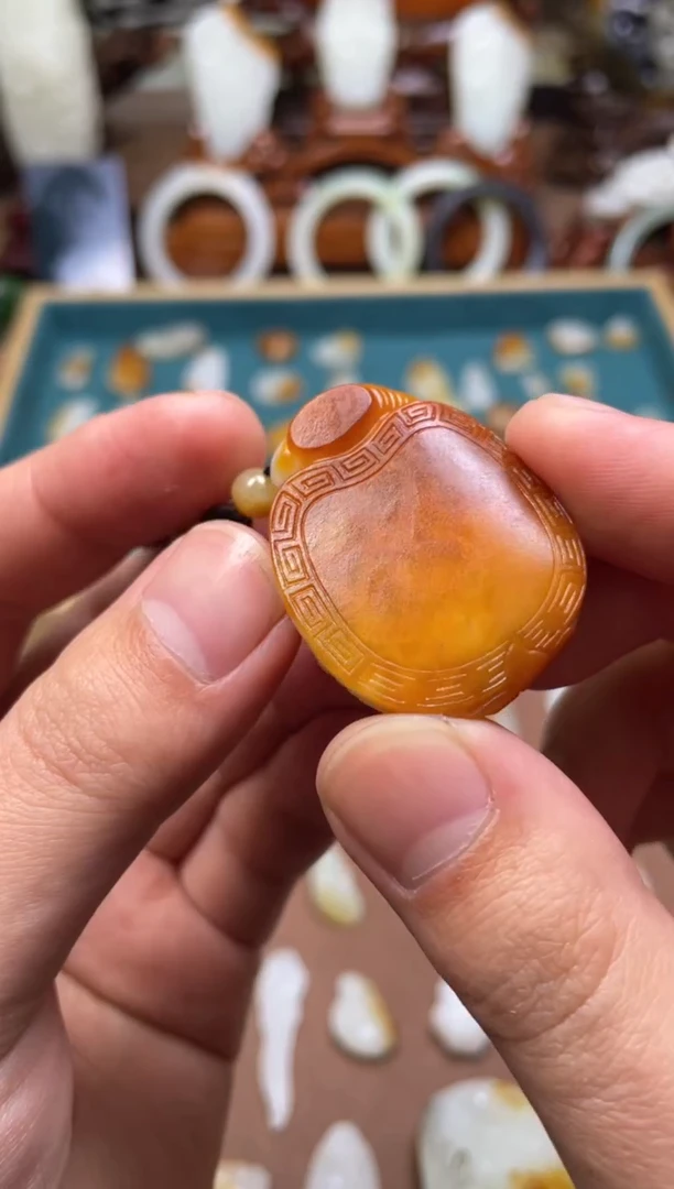 【闪购商品】和田玉颈饰未镶嵌1